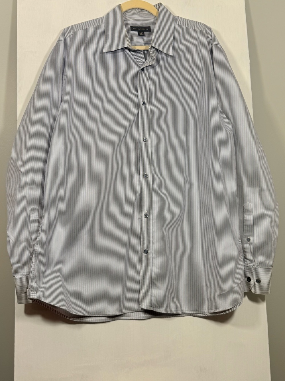 Banana Republic Light Blue and White Pinstripe Men's Dress Shirt